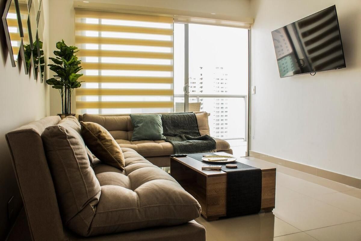 Apartamento Lovely Flat Near The With Private Pool *