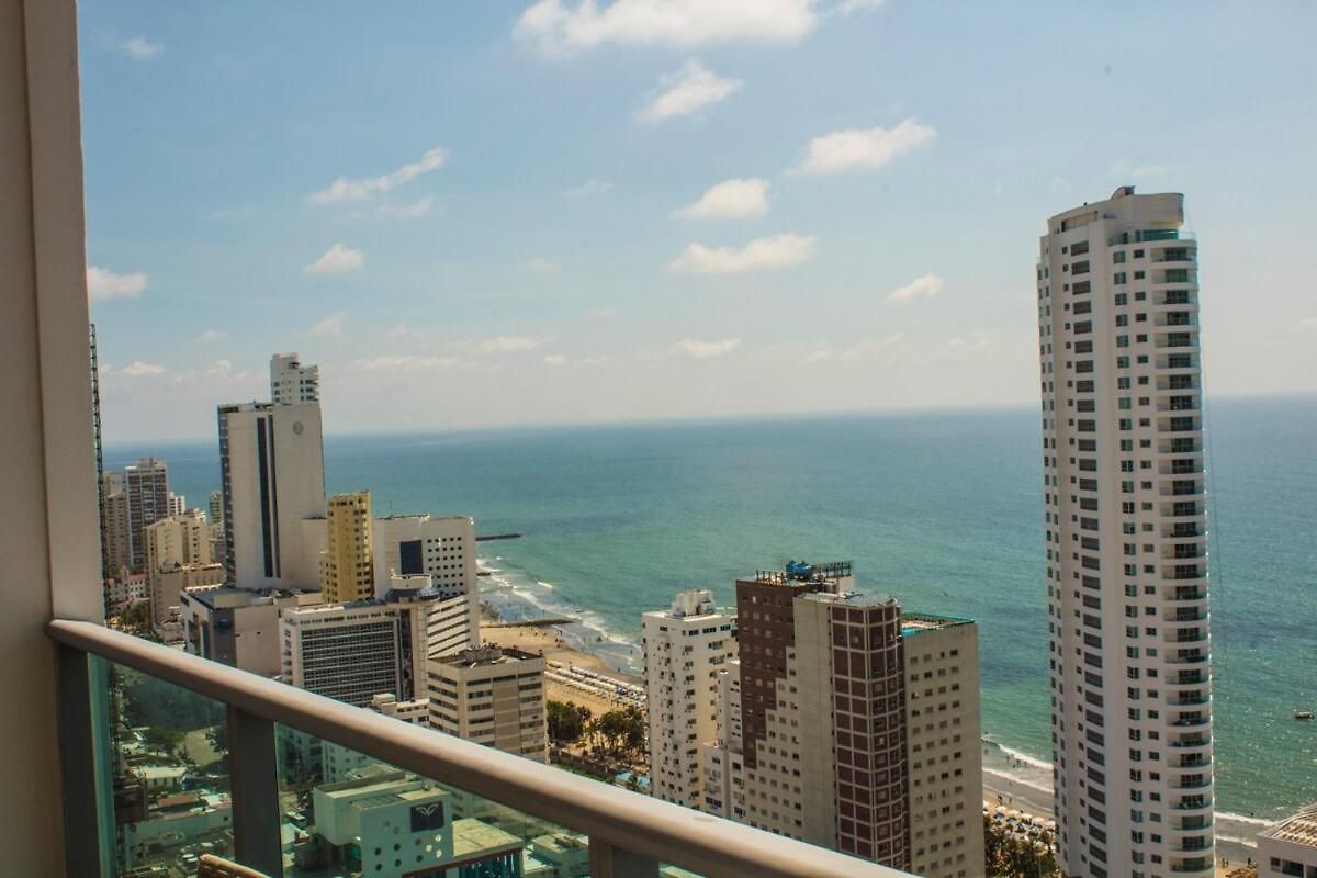 Lovely Flat Near The With Private Pool *