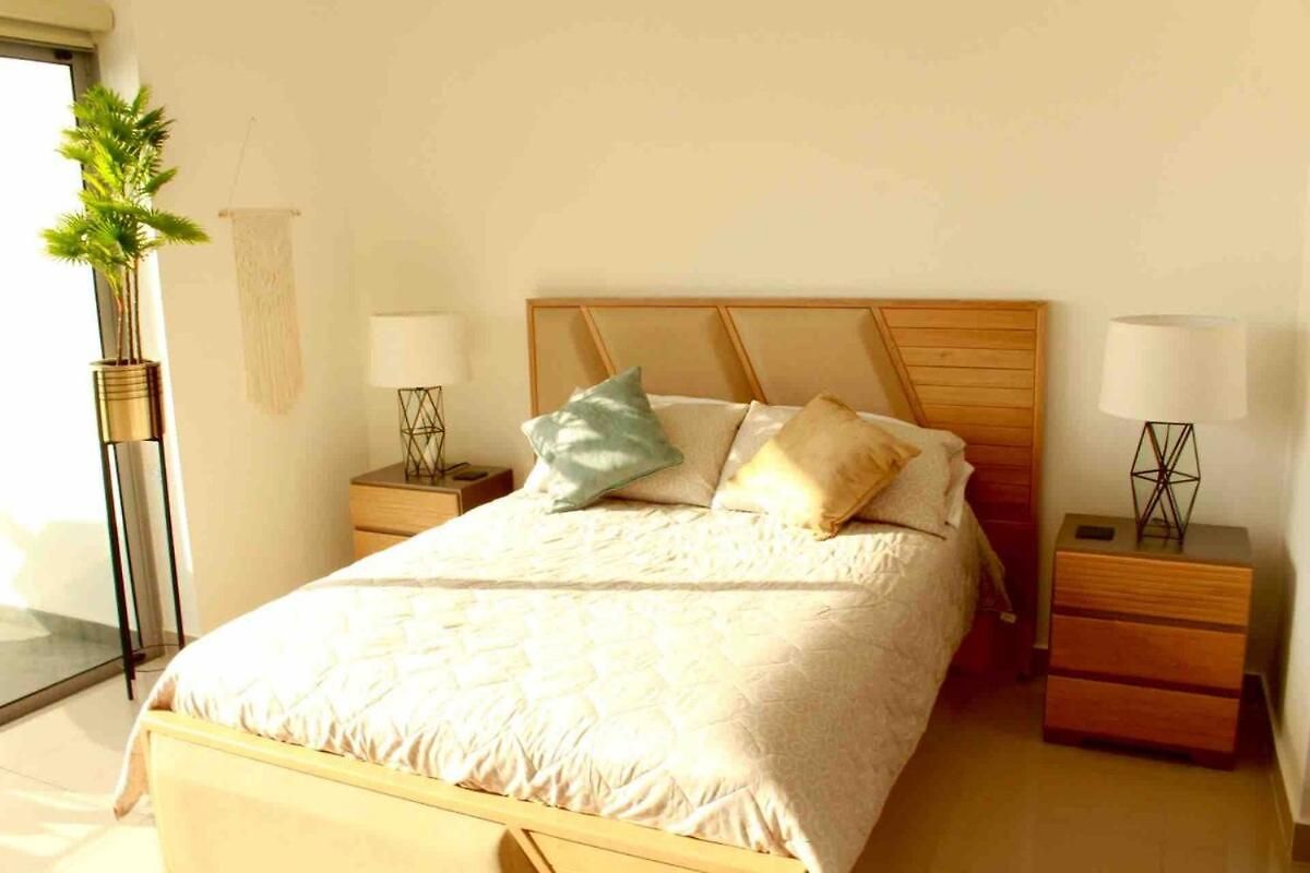 Apartamento Lovely Flat Near The With Private Pool *