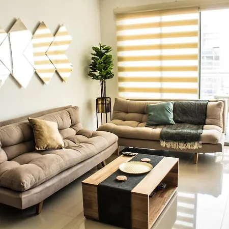 Lovely Flat Near The With Private Pool *